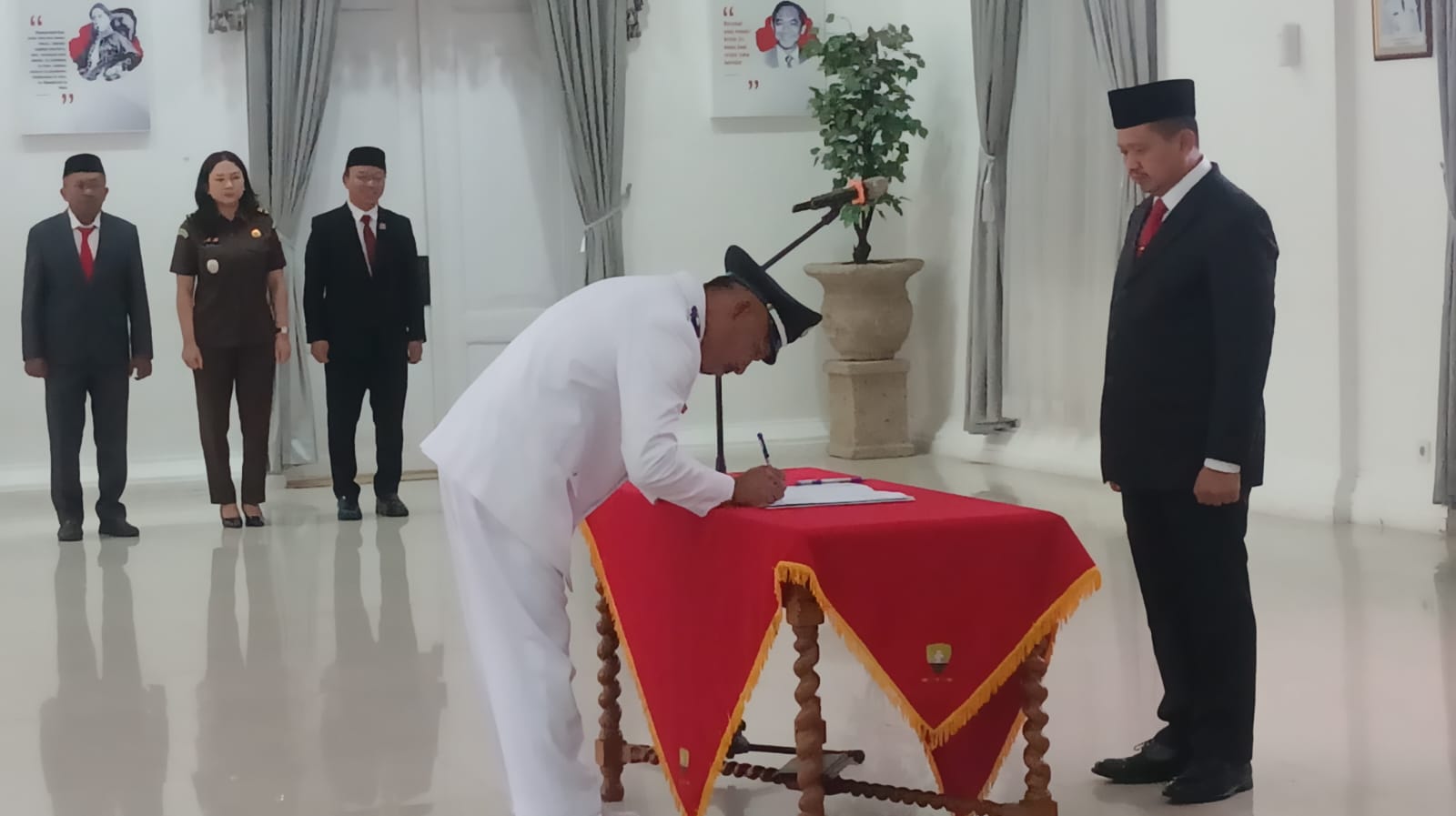 PELANTIKAN KEPALA DESA CINTAMULYA DAN BANYURESMI